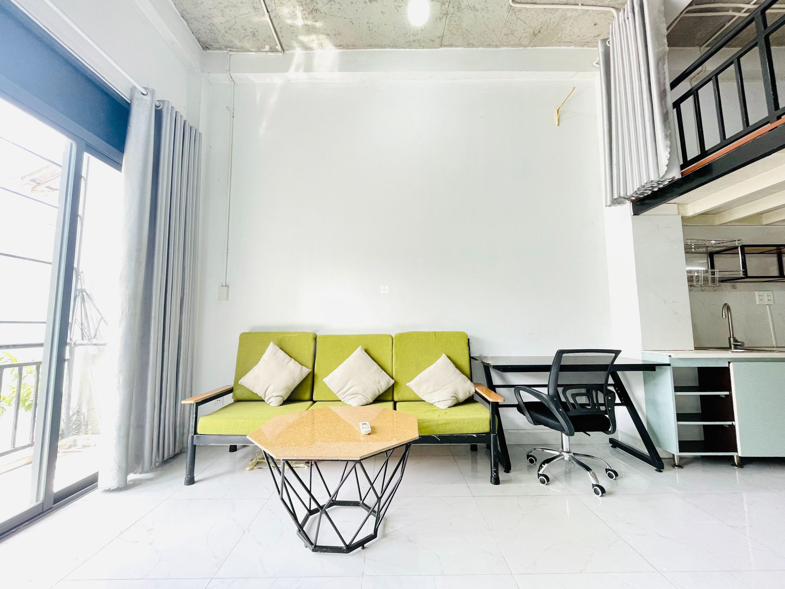 PVD-202 · Studio · Phạm Văn Đồng